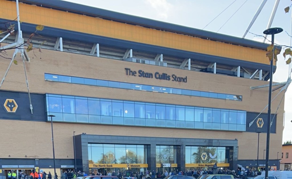 Photo by Alex Robson